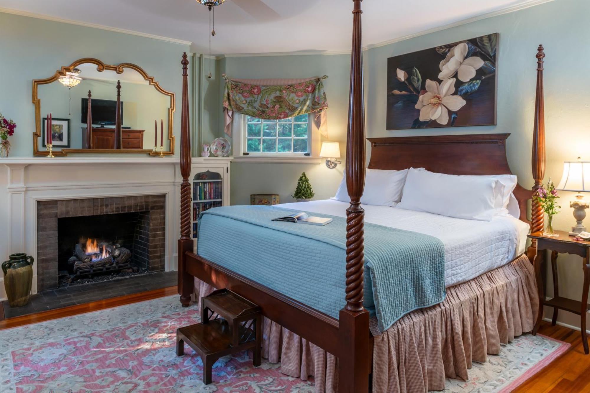 Pinecrest Bed & Breakfast Asheville Exterior photo